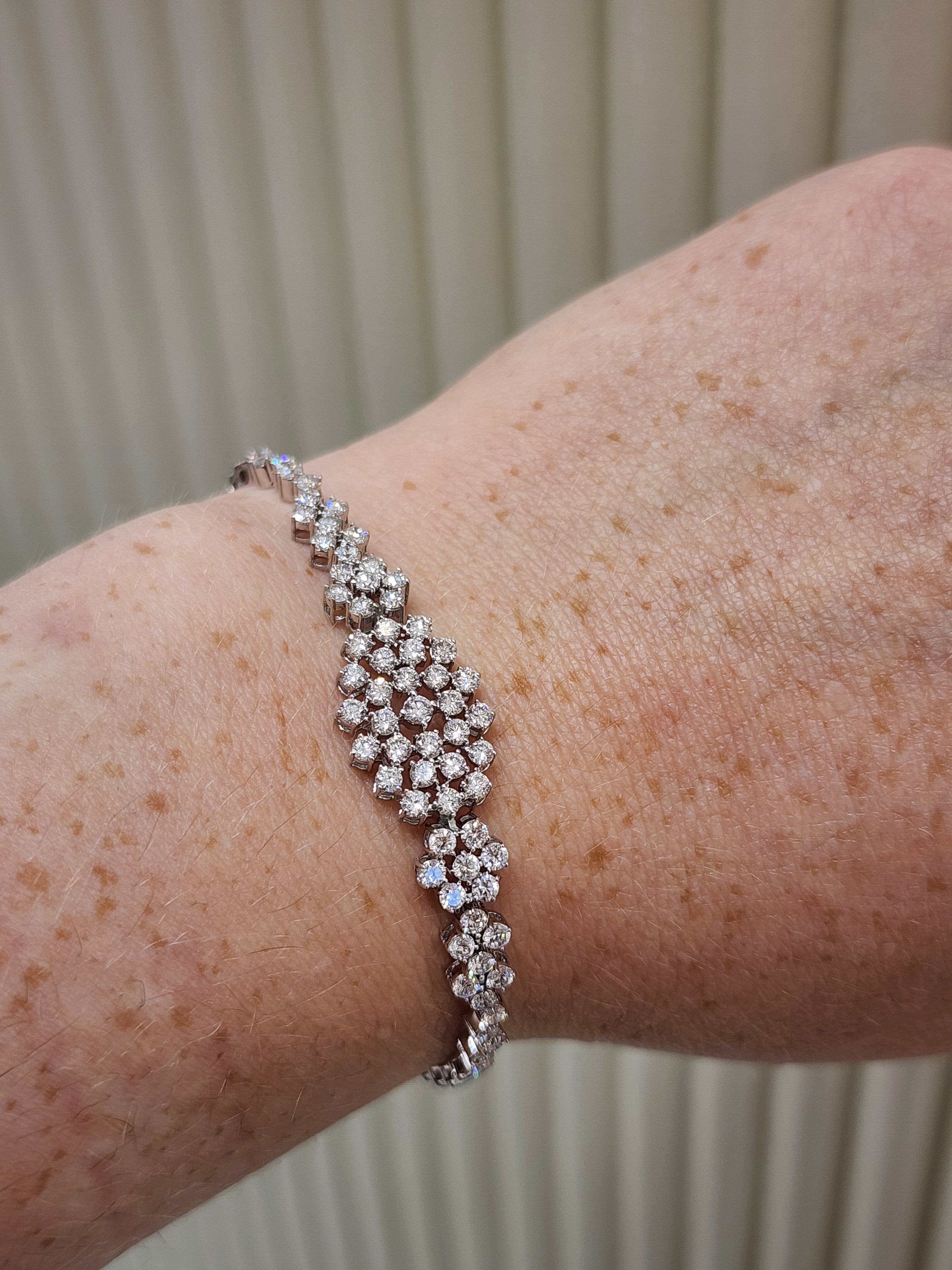 10K White Gold Round Cut Lab-Grown Diamond Bracelet – 2.52 CT
