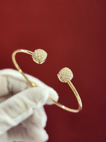 14K Yellow Gold Round Cut Lab-Grown Diamond Bangle – 0.77 CT